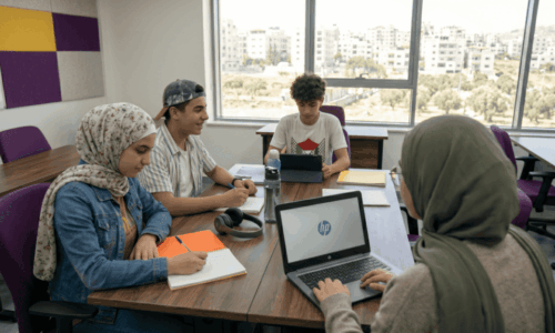 دورة الإنجليزية لليافعين (Teens) – المستوى التأسيسي (A1)